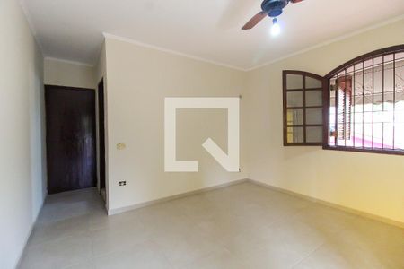Casa à venda com 149m², 3 quartos e 3 vagas Casa à venda com 149m², 3 quartos e 3 vagasSuíte