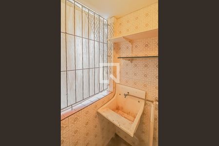 Apartamento para alugar com 65m², 3 quartos e 1 vagaÁrea de Serviço