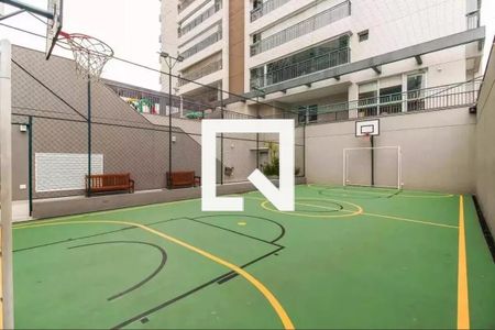 Apartamento à venda com 81m², 2 quartos e 2 vagasÁrea comum - Quadra