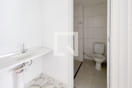 Apartamento para alugar com 34m², 2 quartos e sem vaga Apartamento para alugar com 34m², 2 quartos e sem vagaBanheiro Social