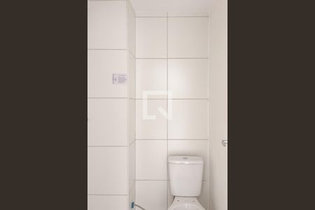 Banheiro Social de apartamento para alugar com 2 quartos, 34m² em Parque Bristol, São Bernardo do Campo