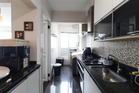 Apartamento à venda com 79m², 2 quartos e 2 vagasCozinha e Área de Serviço