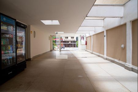 Apartamento à venda com 43m², 1 quarto e 1 vagaÁrea comum - Entrada do edifício