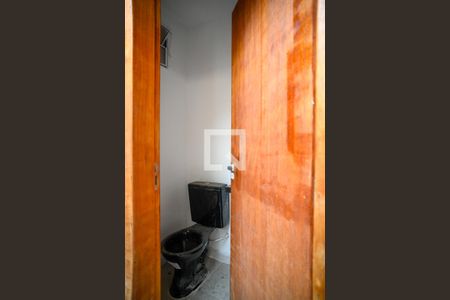 Casa à venda com 200m², 3 quartos e 2 vagasLavabo