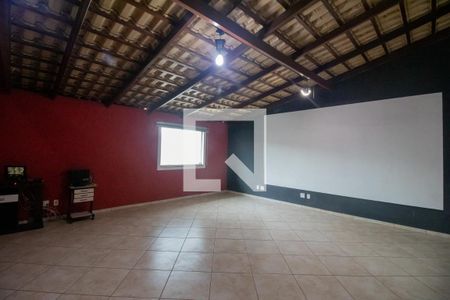 Casa à venda com 370m², 3 quartos e 5 vagas Casa à venda com 370m², 3 quartos e 5 vagasÁrea de serviço