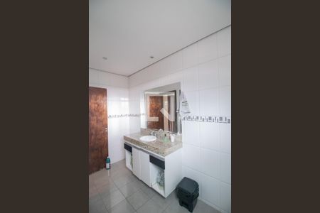 Casa à venda com 370m², 3 quartos e 5 vagas Casa à venda com 370m², 3 quartos e 5 vagasBanheiro