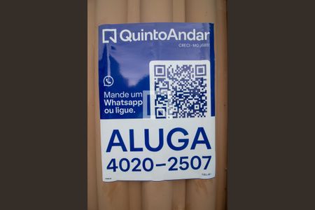 Casa à venda com 370m², 3 quartos e 5 vagas Casa à venda com 370m², 3 quartos e 5 vagasPlaca