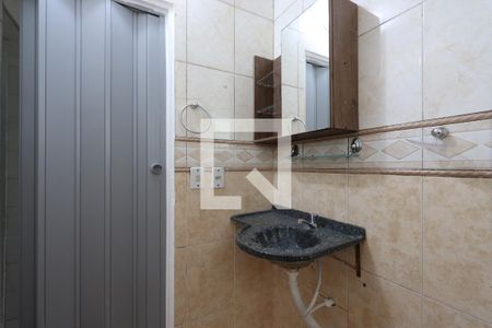 Banheiro de casa para alugar com 1 quarto, 100m² em Jardim Marília, São Paulo