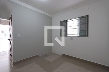 Quarto de casa para alugar com 1 quarto, 100m² em Jardim Marília, São Paulo
