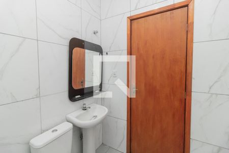 Casa à venda com 150m², 3 quartos e 1 vaga Casa à venda com 150m², 3 quartos e 1 vagaBanheiro