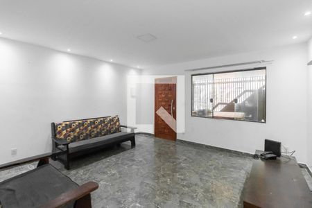 Casa à venda com 150m², 3 quartos e 1 vaga Casa à venda com 150m², 3 quartos e 1 vagaSala