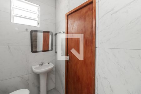 Casa à venda com 150m², 3 quartos e 1 vaga Casa à venda com 150m², 3 quartos e 1 vagaBanheiro da Suíte