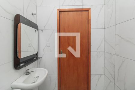 Casa à venda com 150m², 3 quartos e 1 vaga Casa à venda com 150m², 3 quartos e 1 vagaBanheiro