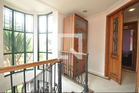 Casa à venda com 378m², 4 quartos e 8 vagasHall