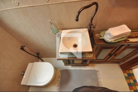 Casa à venda com 378m², 4 quartos e 8 vagasLavabo