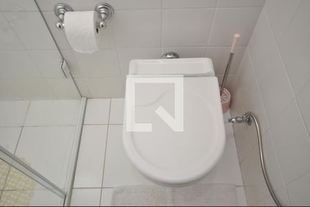 Casa à venda com 378m², 4 quartos e 8 vagasBanheiro da Suíte 3