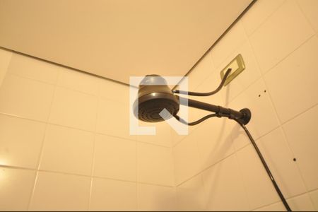 Casa à venda com 378m², 4 quartos e 8 vagasBanheiro de Serviço