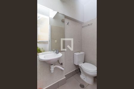 Apartamento à venda com 340m², 4 quartos e 4 vagasÁrea comum - Banheiro