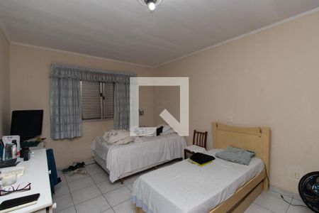 Casa à venda com 300m², 5 quartos e 6 vagas Casa à venda com 300m², 5 quartos e 6 vagasQuarto 3