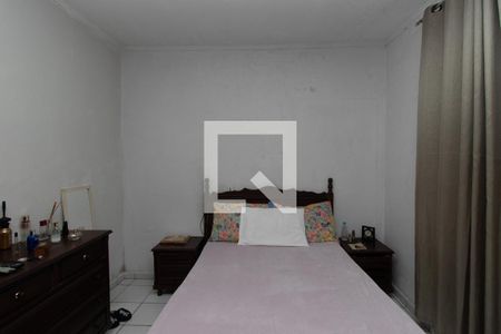 Casa à venda com 300m², 5 quartos e 6 vagas Casa à venda com 300m², 5 quartos e 6 vagasQuarto 5