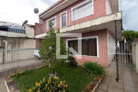 Casa à venda com 300m², 5 quartos e 6 vagas Casa à venda com 300m², 5 quartos e 6 vagasFachada