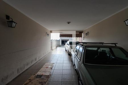 Casa à venda com 300m², 5 quartos e 6 vagas Casa à venda com 300m², 5 quartos e 6 vagasGaragem