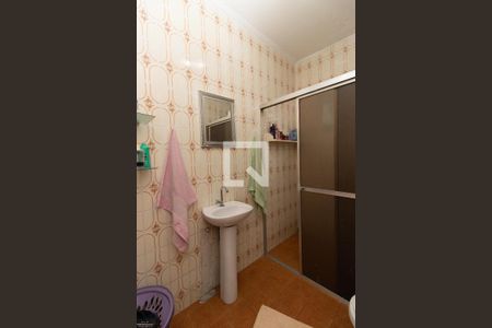 Casa à venda com 300m², 5 quartos e 6 vagas Casa à venda com 300m², 5 quartos e 6 vagasBanheiro 3