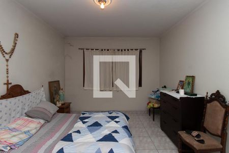 Casa à venda com 300m², 5 quartos e 6 vagas Casa à venda com 300m², 5 quartos e 6 vagasQuarto 2