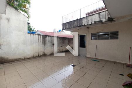 Casa à venda com 300m², 5 quartos e 6 vagas Casa à venda com 300m², 5 quartos e 6 vagasQuintal