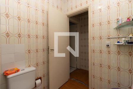 Casa à venda com 300m², 5 quartos e 6 vagas Casa à venda com 300m², 5 quartos e 6 vagasBanheiro 3