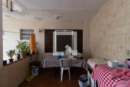 Casa à venda com 300m², 5 quartos e 6 vagas Casa à venda com 300m², 5 quartos e 6 vagasÁrea de Serviço