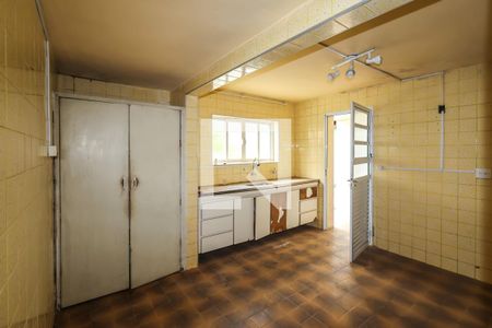 Casa à venda com 250m², 3 quartos e 2 vagas Casa à venda com 250m², 3 quartos e 2 vagasCozinha