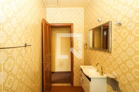 Casa à venda com 250m², 3 quartos e 2 vagas Casa à venda com 250m², 3 quartos e 2 vagasBanheiro