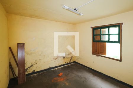 Casa à venda com 250m², 3 quartos e 2 vagas Casa à venda com 250m², 3 quartos e 2 vagasEdícula