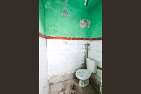 Casa à venda com 250m², 3 quartos e 2 vagas Casa à venda com 250m², 3 quartos e 2 vagasEdícula