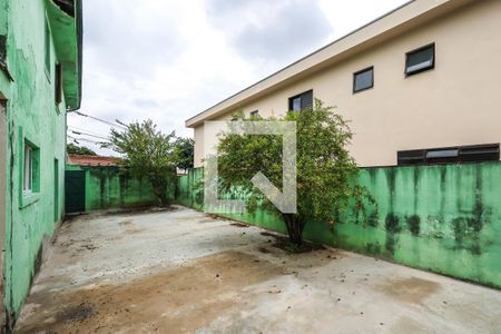 Casa à venda com 250m², 3 quartos e 2 vagas Casa à venda com 250m², 3 quartos e 2 vagasQuintal