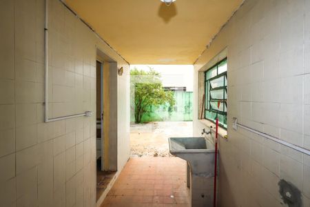 Casa à venda com 250m², 3 quartos e 2 vagas Casa à venda com 250m², 3 quartos e 2 vagasÁrea de Serviço