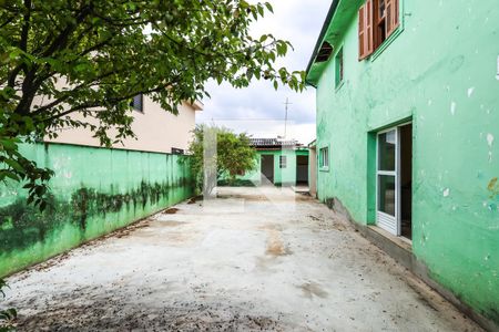 Casa à venda com 250m², 3 quartos e 2 vagas Casa à venda com 250m², 3 quartos e 2 vagasQuintal