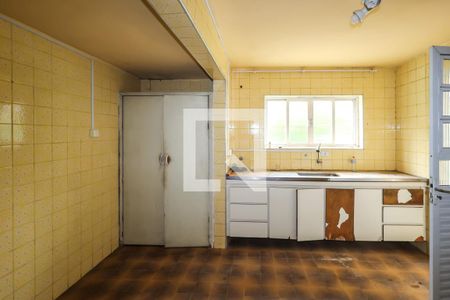 Casa à venda com 250m², 3 quartos e 2 vagas Casa à venda com 250m², 3 quartos e 2 vagasCozinha