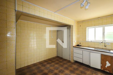 Casa à venda com 250m², 3 quartos e 2 vagas Casa à venda com 250m², 3 quartos e 2 vagasCozinha