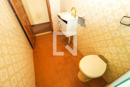 Casa à venda com 250m², 3 quartos e 2 vagas Casa à venda com 250m², 3 quartos e 2 vagasBanheiro