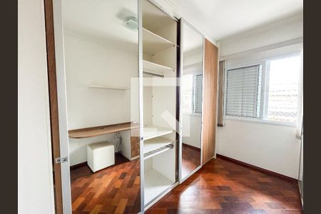 Casa para alugar com 96m², 2 quartos e 2 vagasCloset