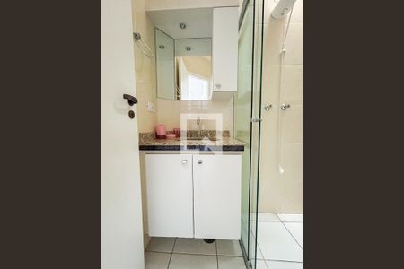 Casa para alugar com 96m², 2 quartos e 2 vagasBanheiro