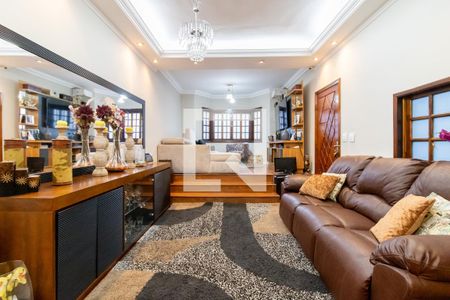 Sala de casa para alugar com 3 quartos, 252m² em Jardim Santa Mena, Guarulhos