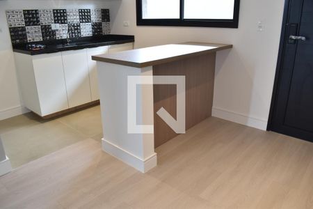 Sala/Cozinha de kitnet/studio para alugar com 1 quarto, 33m² em Portão, Curitiba