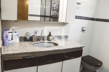 Casa para alugar com 199m², 4 quartos e 2 vagas Casa para alugar com 199m², 4 quartos e 2 vagasBanheiro