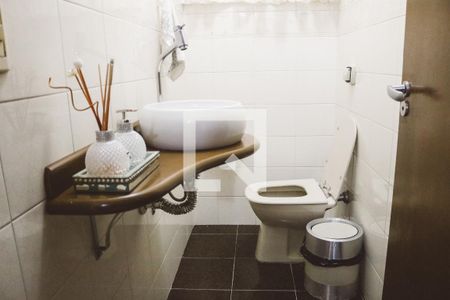 Casa para alugar com 199m², 4 quartos e 2 vagas Casa para alugar com 199m², 4 quartos e 2 vagasLavabo