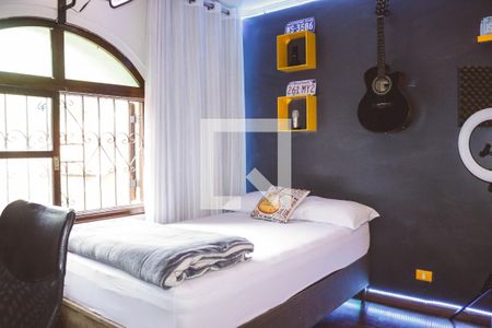 Casa para alugar com 199m², 4 quartos e 2 vagas Casa para alugar com 199m², 4 quartos e 2 vagasQuarto 2