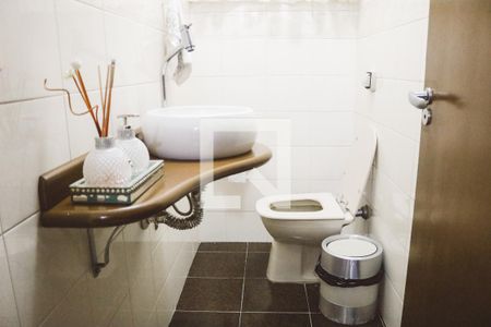 Casa para alugar com 199m², 4 quartos e 2 vagas Casa para alugar com 199m², 4 quartos e 2 vagasLavabo