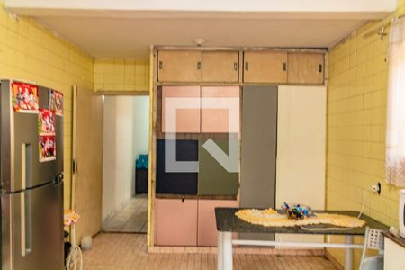 Casa à venda com 125m², 2 quartos e 2 vagasCozinha 